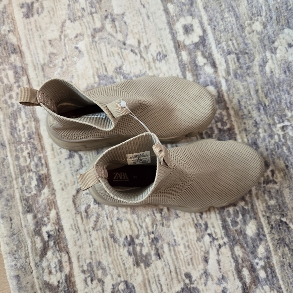 New boys Zara combat look boot size 31 - Picture 2 of 6